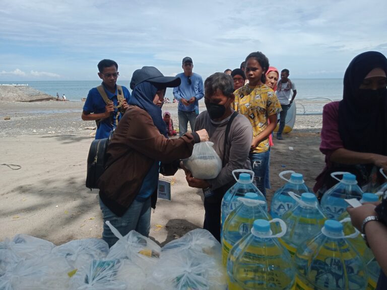 TFI Delivers Relief Goods to Affected Families of Typhoon Paeng